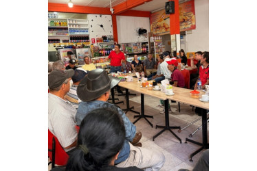 El exdiputado liberal Óscar Alonso Vargas estuvo en el Oriente de Caldas buscando votos para la que será su candidatura a la Cámara de Representantes.