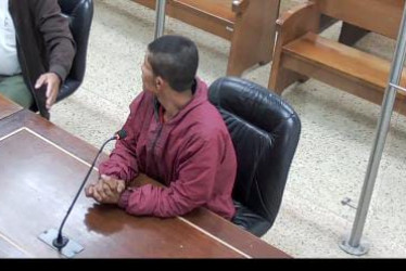 El hombre señalado del robo.