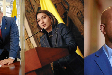 Fotos | LA PATRIA  El jefe de Despacho presidencial, Alfredo Saade, y los exministros de Exteriores Laura Sarabia y Luis Gilberto Murillo, en medio del ruido por la licitación de pasaportes.