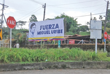 Valla por Miguel Uribe Turbay Foto | Cortesía | LA PATRIA