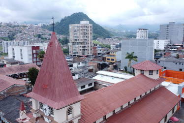 El crecimiento, la capacitación y el apoyo son oportunidades para todos los nuevos empleos.