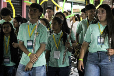 Los estudiantes de las bandas estudiantiles participaron llegaron el viernes (18 de julio) al municipio.