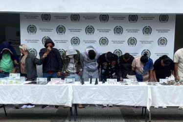 La banda del call center.