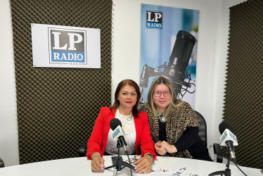 Bellazmina Arenas Quintana y Viviana López Ospina, integrantes del proyecto Miracle 
