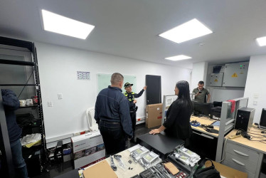  Foto|Alcaldía|LA PATRIA  Estas cámaras estarán conectadas a un sistema completo de monitoreo y grabación que operará directamente desde la Estación de Policía local.