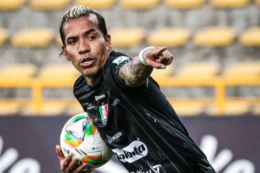 Dayro Moreno ha convertido gol en los tres partidos que ha jugado este semestre. Este domingo le marcó a Fortaleza, pero el Once Caldas perdió.