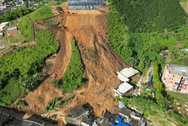 Se sigue desprendiendo la ladera en el barrio Funvascar de Chinchiná