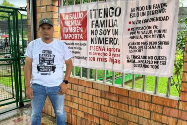 Foto I Cortesía para LA PATRIA  Alan David Medina Castaño, funcionario del Sena Caldas, que busca ser traslado a la misma entidad en Apartadó (Antioquia). Está en huelga de hambre en Apartadó.