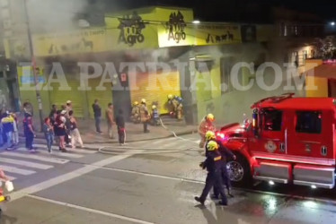 El Cuerpo Oficial de Bomberos controló rápidamente las llamas que se originaron en el sector donde estaba depositado el heno.