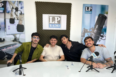  Alejandro Jaramillo, Daniel Gaviria, José Manuel Romero y Camilo Iglesias, integrantes de Besana. 