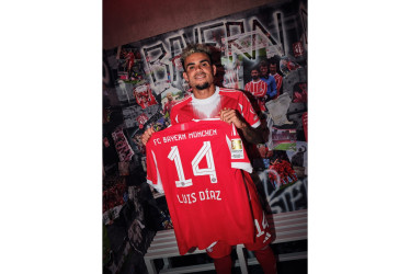 "Mi objetivo es ganar todos los títulos posibles: trabajaremos para ello como equipo cada día", indicó Lucho Díaz, de 28 años