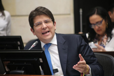 El senador del Centro Democrático Miguel Uribe Turbay cumple un mes hospitalizado después del atentado del que fue víctima. 