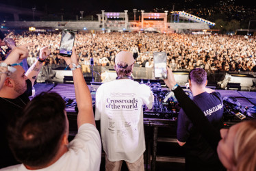 Fotografía cedida por Breakfast Live que muestra el festival de música electrónica al aire libre más grande de Colombia, en Medellín. Ritvales presentó el cartel de su edición 2025.