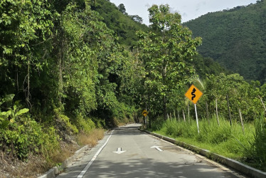 Así se ve la nueva vía entre Dabeiba y Camparrusia, en Antioquia.