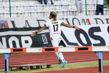 Dayro Moreno ya acumula seis goles en la presente Copa Sudamericana, es el máximo anotador de la actual edición. Con su tanto ante Huracán celebró por primera vez en Manizales, los otros los había marcado de visitante.