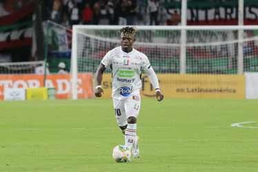 Déinner Quiñones es titular con el Once Caldas ante Águilas.