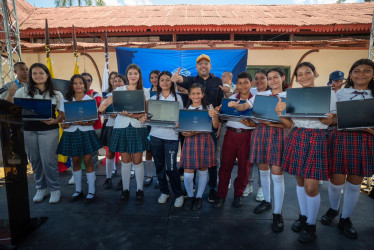Visita del ministro TIC, Julián Molina a La Dorada. 