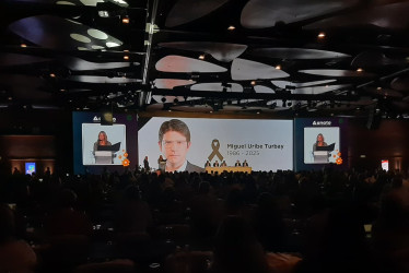 Miguel Uribe Londoño pidió unir esfuerzos para que las ideas de Miguel Uribe Turbay, su hijo, ganen las elecciones de Colombia del 2026. Habló en Anato, cita clave para el turismo.