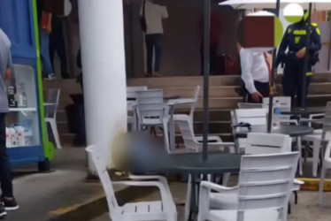 Un hombre fue baleado en el antiguo Centro Comercial la 14 de Pereira. Se desconoce la identidad de la víctima 