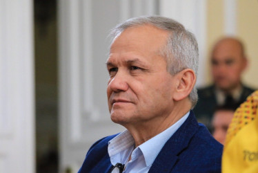 Carlos Ramón González