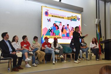 Ocho candidatos debatieron en 'Grandes por elección: decide hoy, lidera mañana - Manizales', un espacio organizado por la Registraduría, Revista Cambio y la Universidad Autónoma de Manizales.