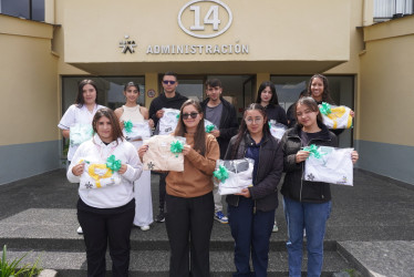 Los aprendices que alcanzaron la medalla de oro en cada una de las habilidades.