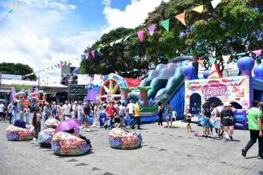  Las Fiestas de la Cosecha en su tercer día de celebración se vivieron en barrios, corregimientos y en varios escenarios emblemáticos de la ciudad