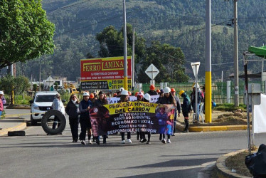 Varias vías de Boyacá están bloqueadas por el paro minero.