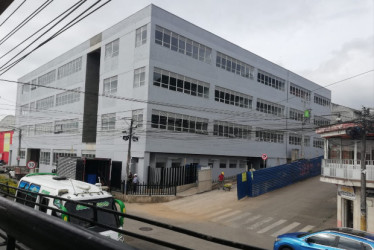 Fotos I Leónidas Guerrero I LA PATRIA  En Riosucio esperan que en este segundo semestre del año quede lista la nueva edificación para la Normal Sagrado Corazón. Son $20 mil millones invertidos en esta obra. 