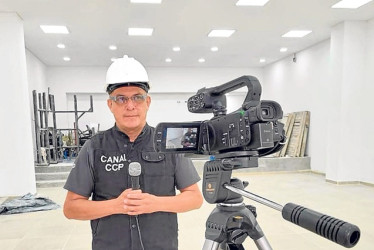 Germán Grisales, reconocido periodista de Anserma, se recupera tras ser operado en Manizales.