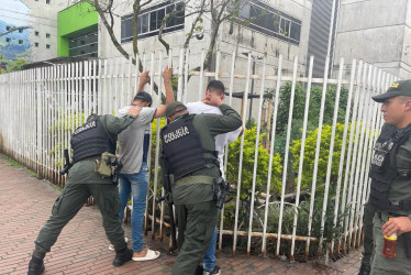 Con refuerzo policial y operativos conjuntos, desde hace una semana Armenia aplica un nuevo plan para combatir la delincuencia.