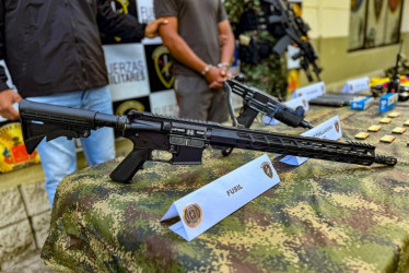 Parte del armamento decomisado.