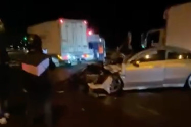 La persona que falleció iba como pasajera en el taxi