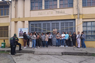 Los estudiantes manifiestan su inconformidad y salen a protestar por el cambio de rector.