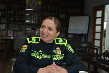 Fotos| Freddy Arango| LA PATRIA  La coronel Rocío Milena Melo Puerto, nueva comandante de la Policía Caldas, lleva 28 años en la institución. Viene de la jefatura Nacional de Servicio de Policía, como jefe de Área de Gestión Operacional.