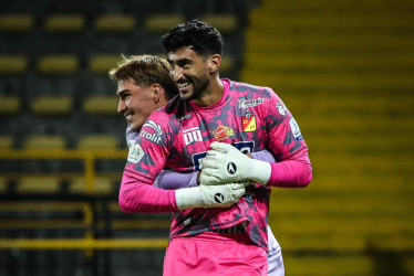 Ichazo detuvo dos penales de los rivales para que Deportivo Pereira avanzara de ronda