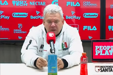 El técnico del Once Caldas, Hernán Darío Herrera, habló en rueda de prensa después de la victoria ante Santa Fe. Pidió respeto por Dayro Moreno y valoró el trabajo del equipo.