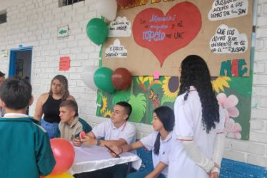 Fotos I Cortesía para LA PATRIA  Los colegios rurales de Manizales le camina a la inclusión. Una semana, por ejemplo, la dedican a programación en la que surgen diversas expresiones de los estudiantes.