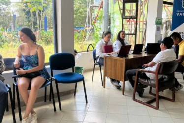 Foto I Cortesía U. de Caldas I LA PATRIA  Estudiantes de Mitú, capital del departamento de Vaupés, se favorecen con la formación de estudiantes de colegios como técnicos-profesionales. La U. de Caldas llega a esta y otras zonas apartadas.