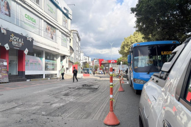 Trancón en Manizales: tome rutas alternas, hay tráfico lento en esta avenida