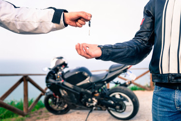 El traspaso de la moto fue ficticio.