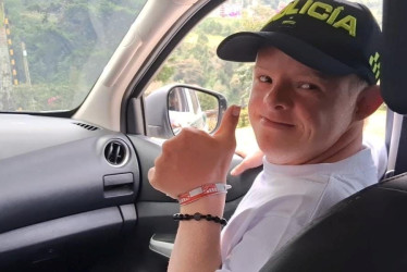 En Pensilvania la Policía le cumplió el sueño al joven Maicol Santiago.