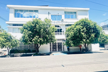 Moreno denuncia que la solicitud de préstamo debió haber contado con la aprobación del Concejo. Alcaldía asegura que no hubo otro endeudamiento.