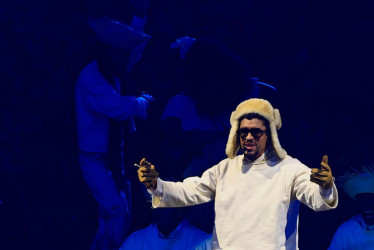 Bad Bunny durante una presentación en el Coliseo de Puerto Rico, en San Juan (Puerto Rico). 
