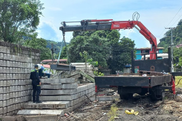 Material férreo ocupó por 20 años la cancha lo que hizo que la comunidad se quedara sin un escenario deportivo. 