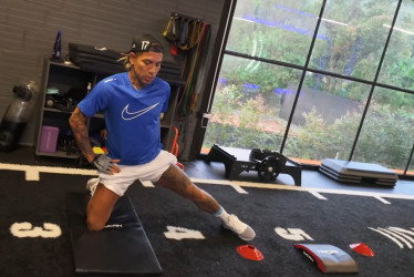 Durante un entrenamiento particular, Dayro Moreno explicó el impacto emocional que le dejó la eliminación continental con el Once Caldas y los motivos de su ausencia en la plantilla.