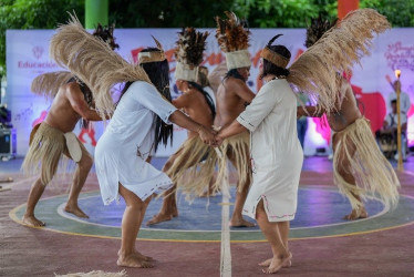 Cerca de 850 docentes de los 32 departamentos y Bogotá participan en presentaciones artísticas. 