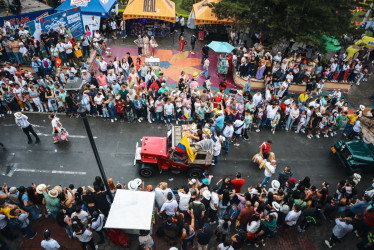 La cultura campesina y el chorizo santarrosano marcaron el inicio de las fiestas de Santa Rosa de Cabal, que conmemoran los 181 años del municipio de las Araucarias.