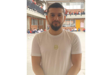 Juan Sebastián Cardona Palacio, docente de la Institución Educativa Santa Teresita. 