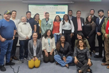 El proceso es liderado por el Ministerio de Salud y Protección Social, con el respaldo de la Organización Mundial de la Salud (OMS) y la Organización Panamericana de la Salud (OPS).